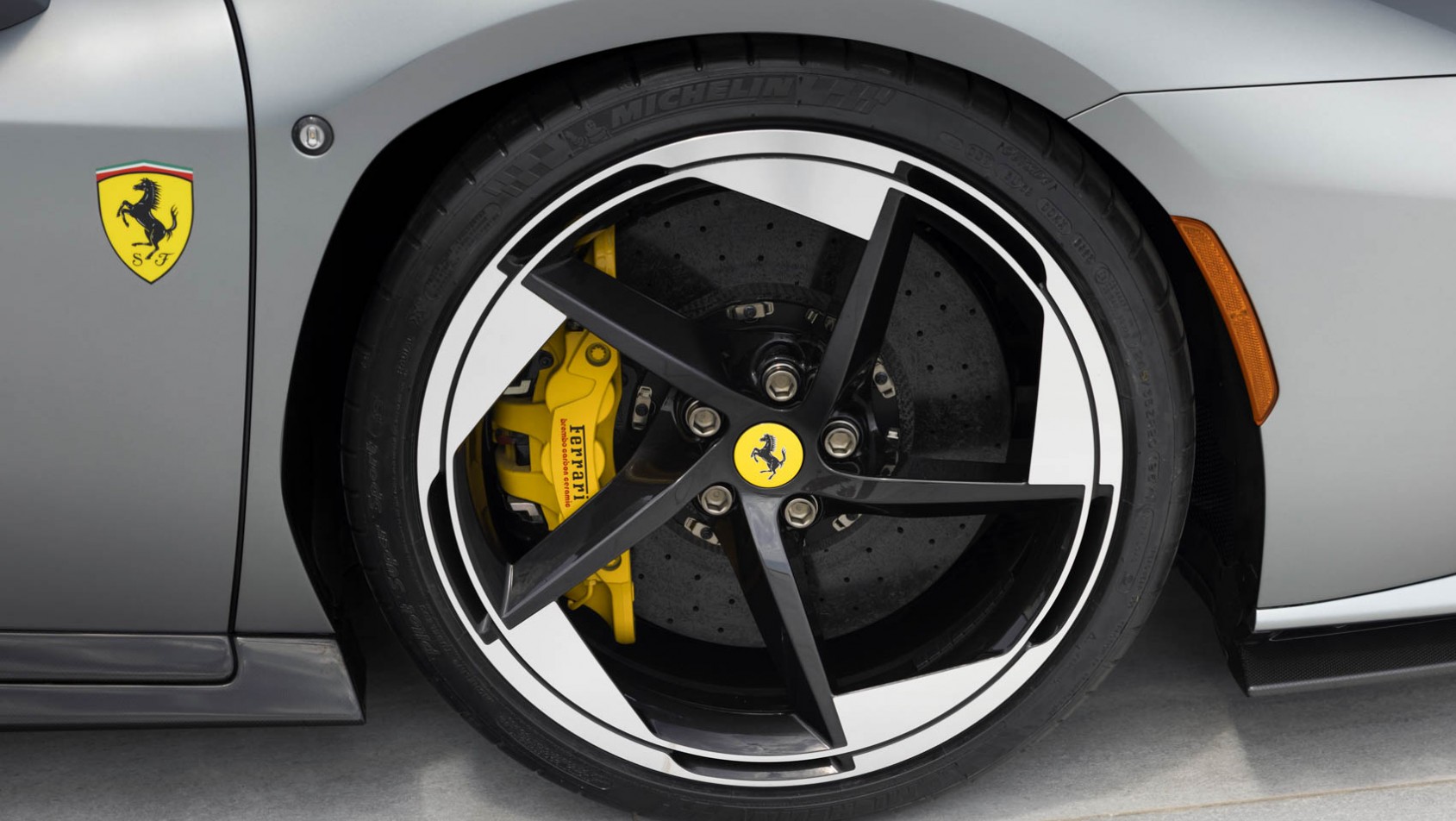 Ferrari HC25 koła