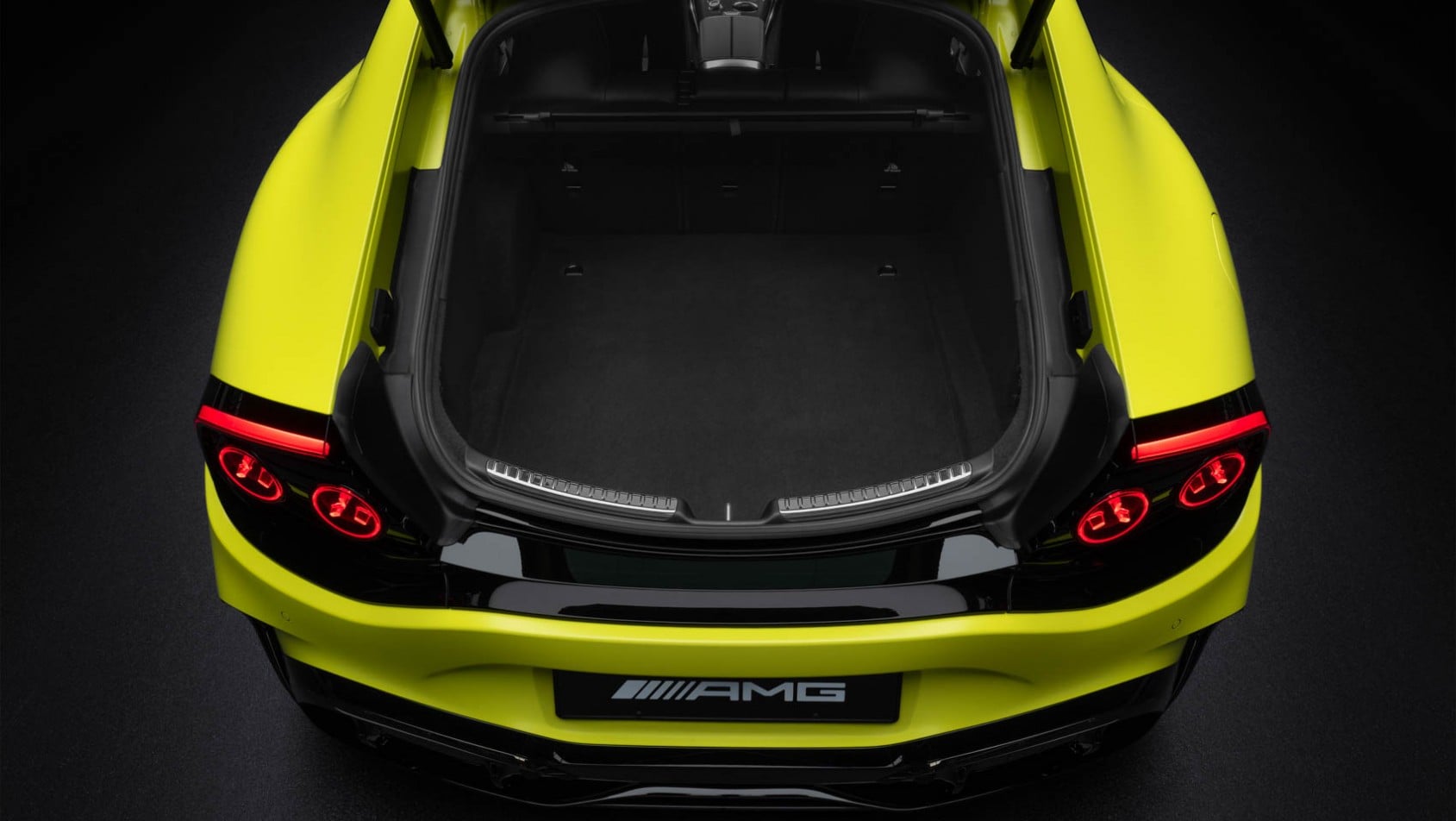Mercedes-AMG GT 4-Door Coupé bagażnik