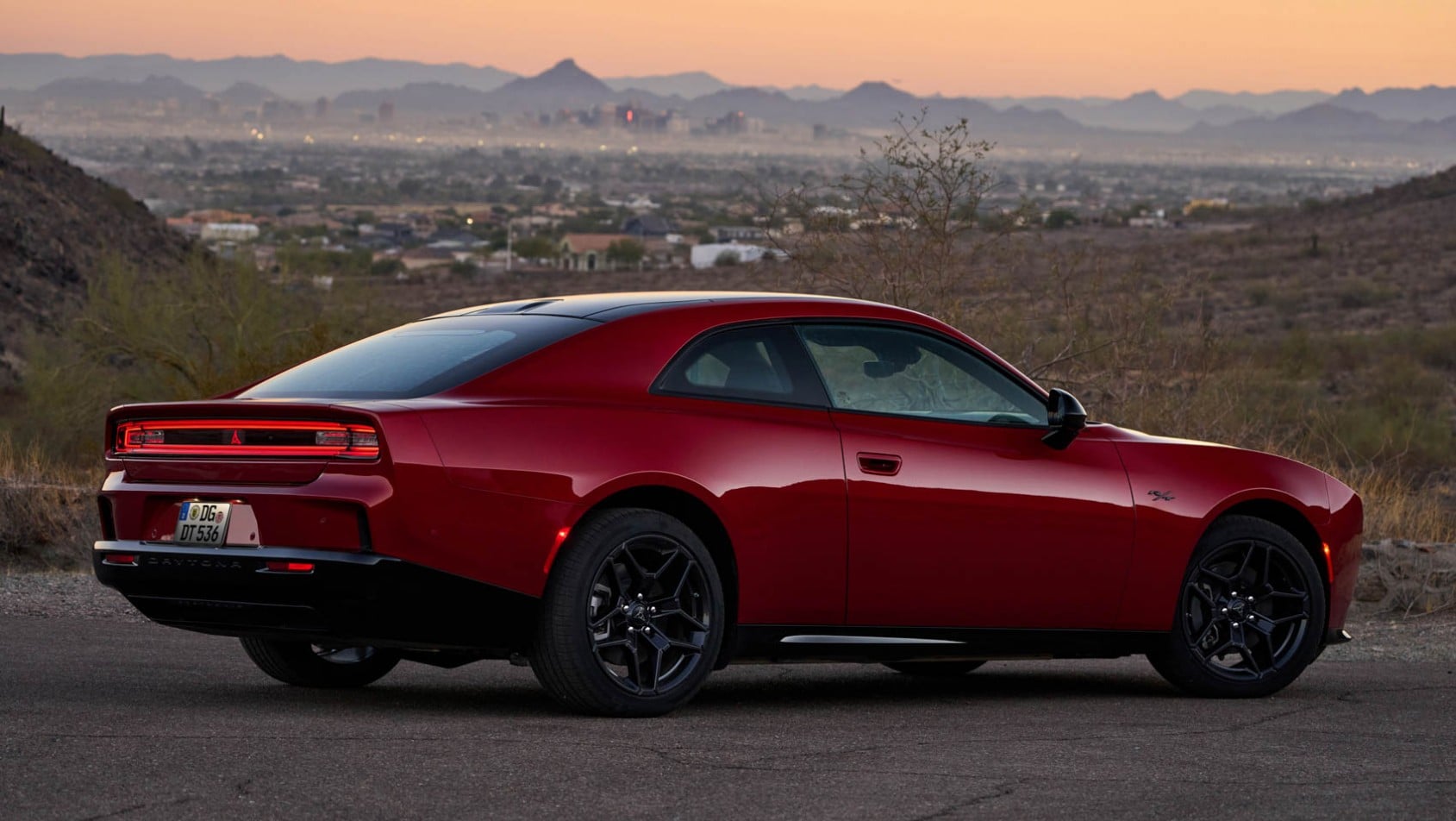 Dodge Charger sylwetka coupe