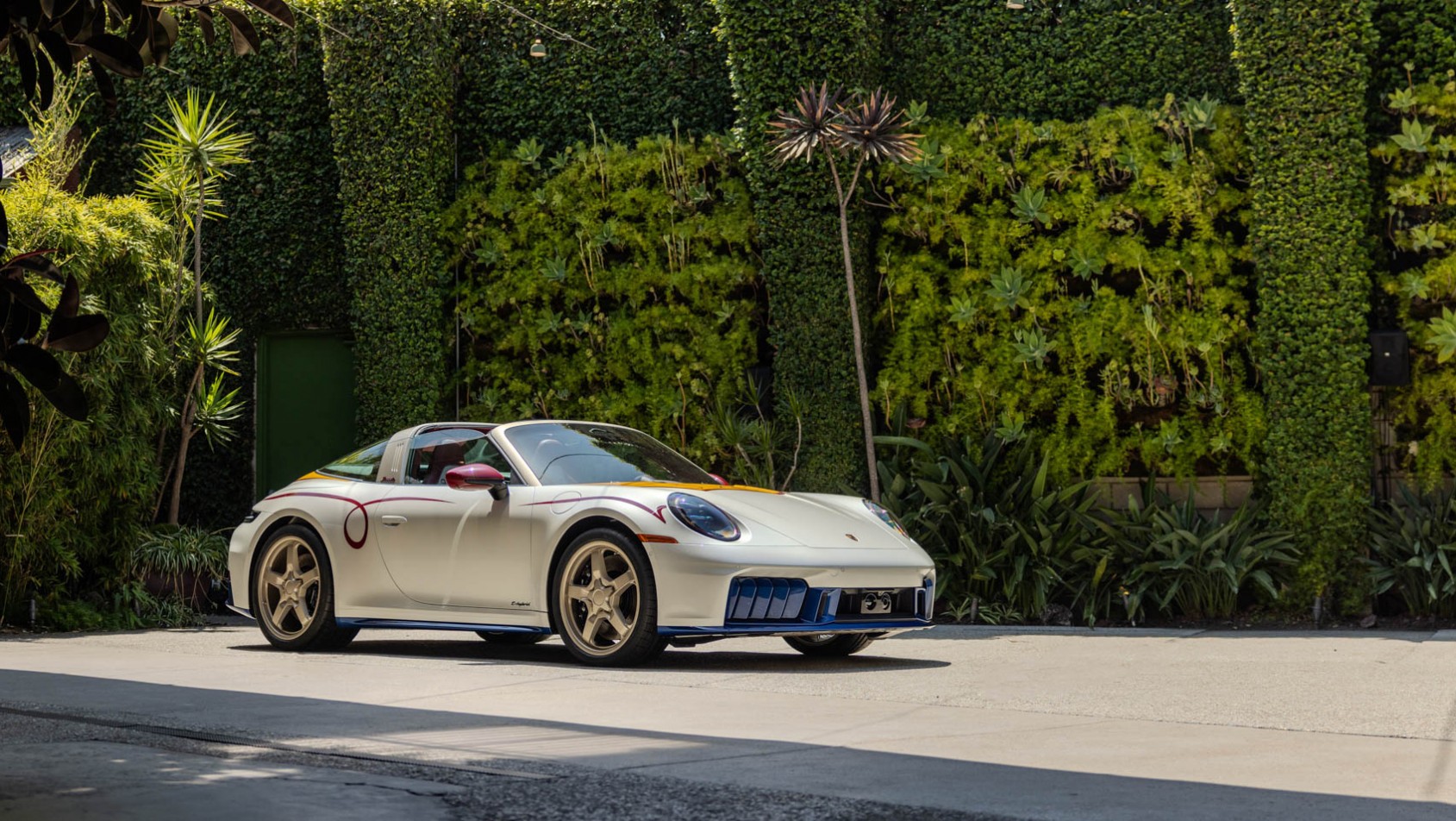 Porsche 911 targa GTS jessie