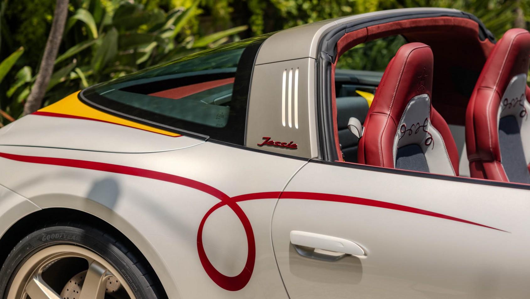 Porsche 911 targa GTS jessie malowanie