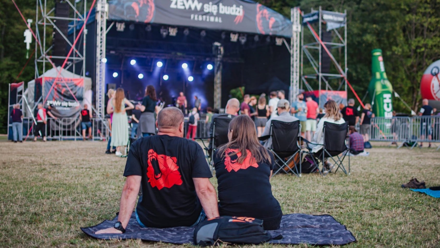 Uczestnicy ZEW się budzi festiwal