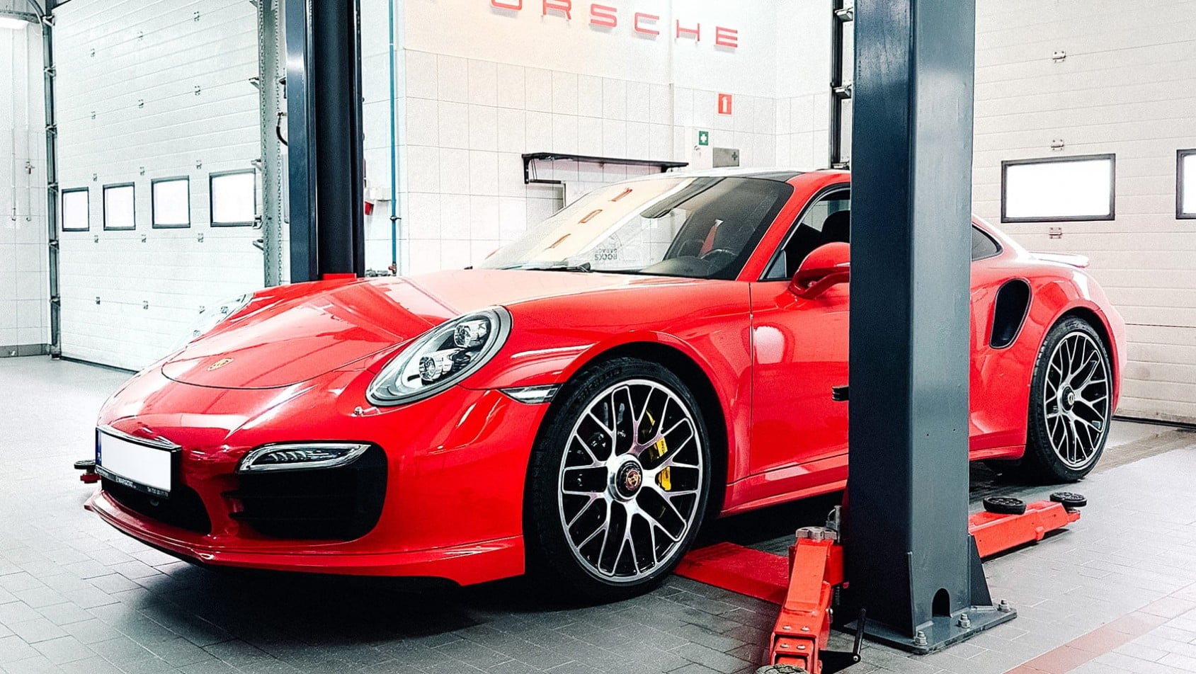 Porsche serwisowane w 71 Warsztat Premium