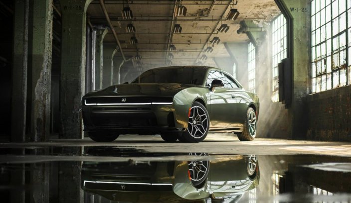 Dodge Charger oficjalnie w Europie. Do wyboru EV lub wersja spalinowa