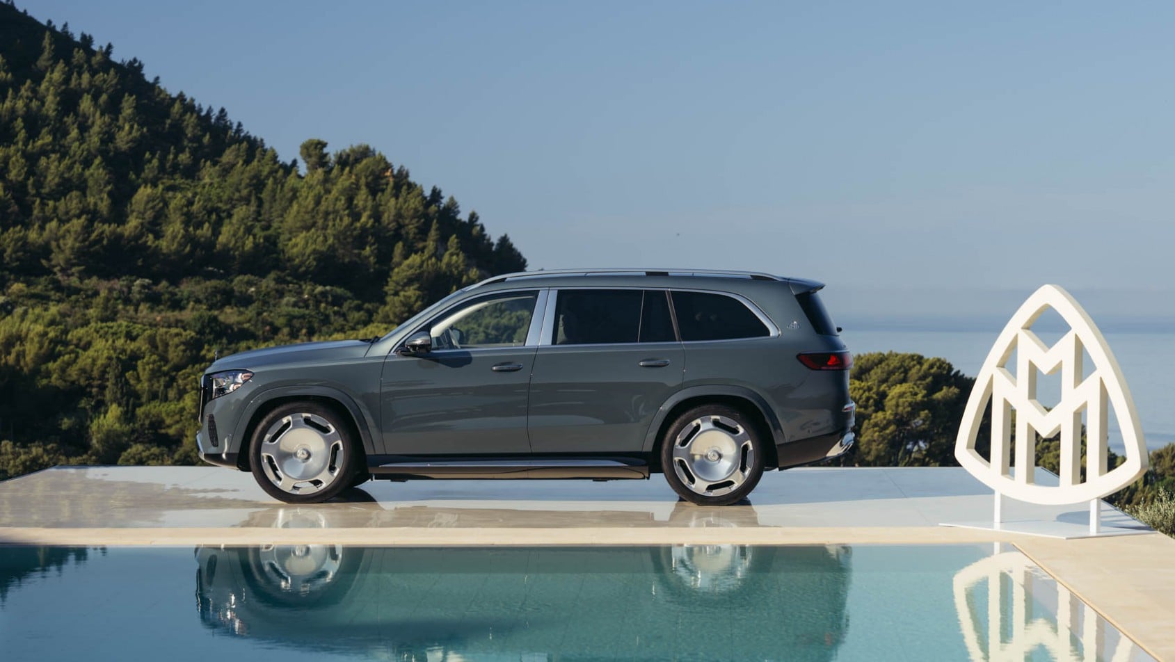 2026 Mercedes-Maybach GLS 680 premiera