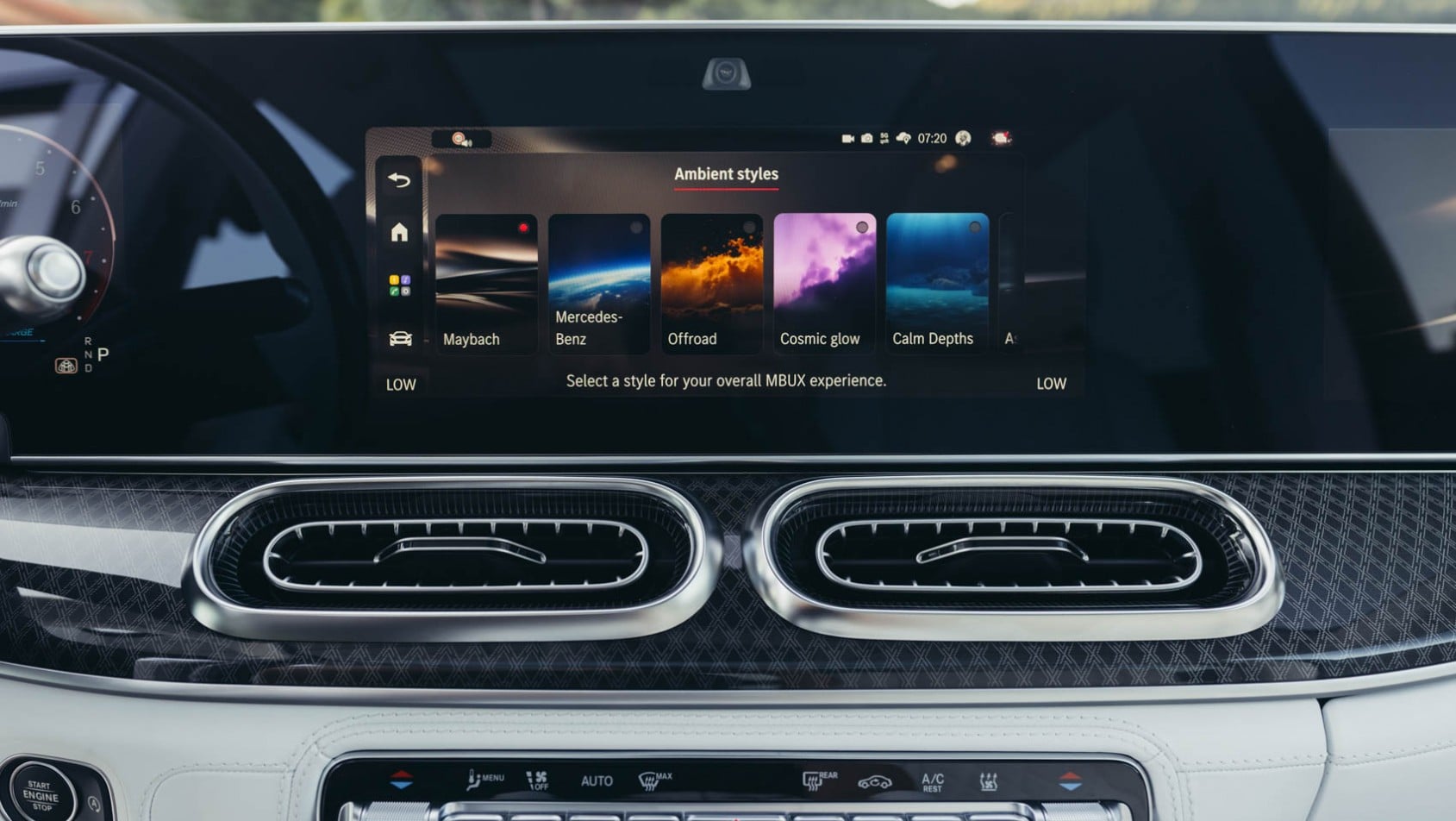 2026 Mercedes-Maybach GLS 680 multimedia