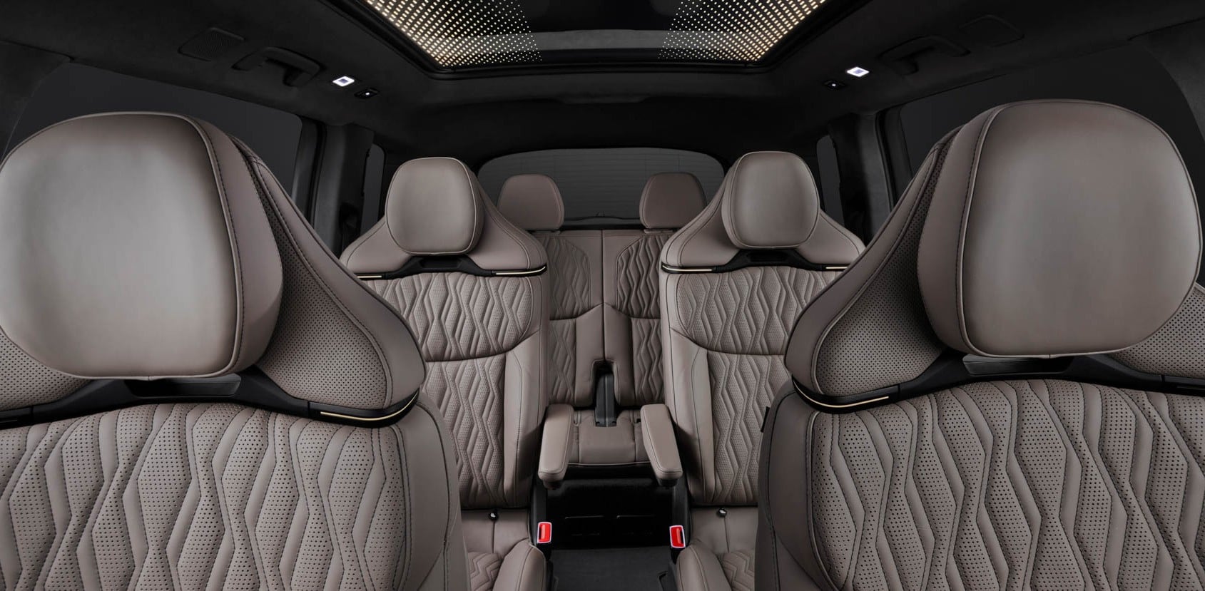 Audi Q9 wnętrze