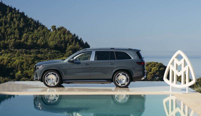 2026 Mercedes-Maybach GLS 680 premiera
