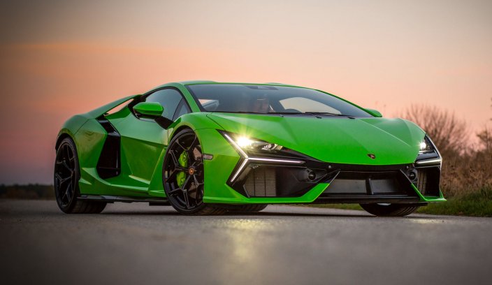 Lamborghini Revuelto – test następcy Aventadora