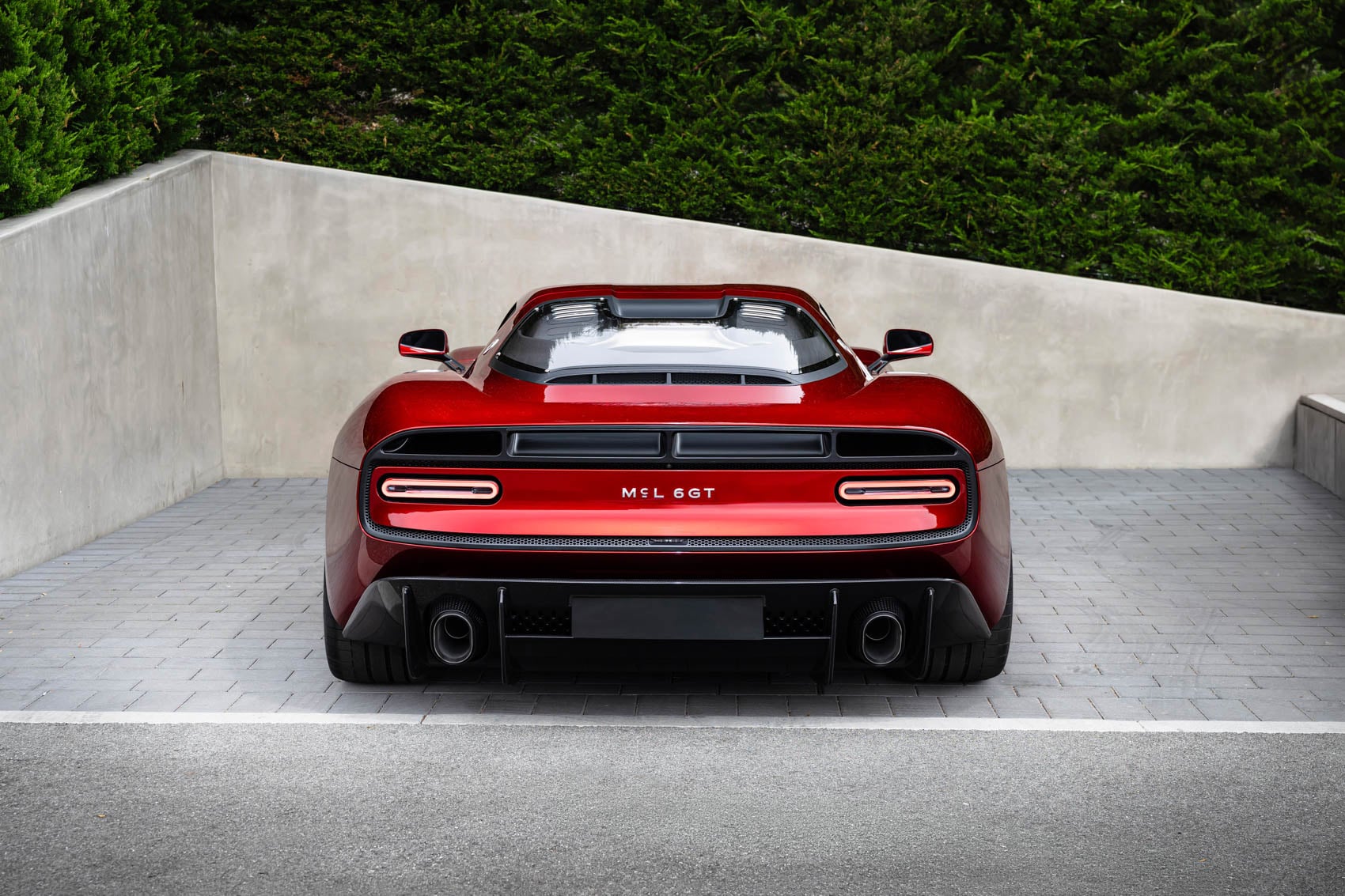 McLaren McL 6GT design tył