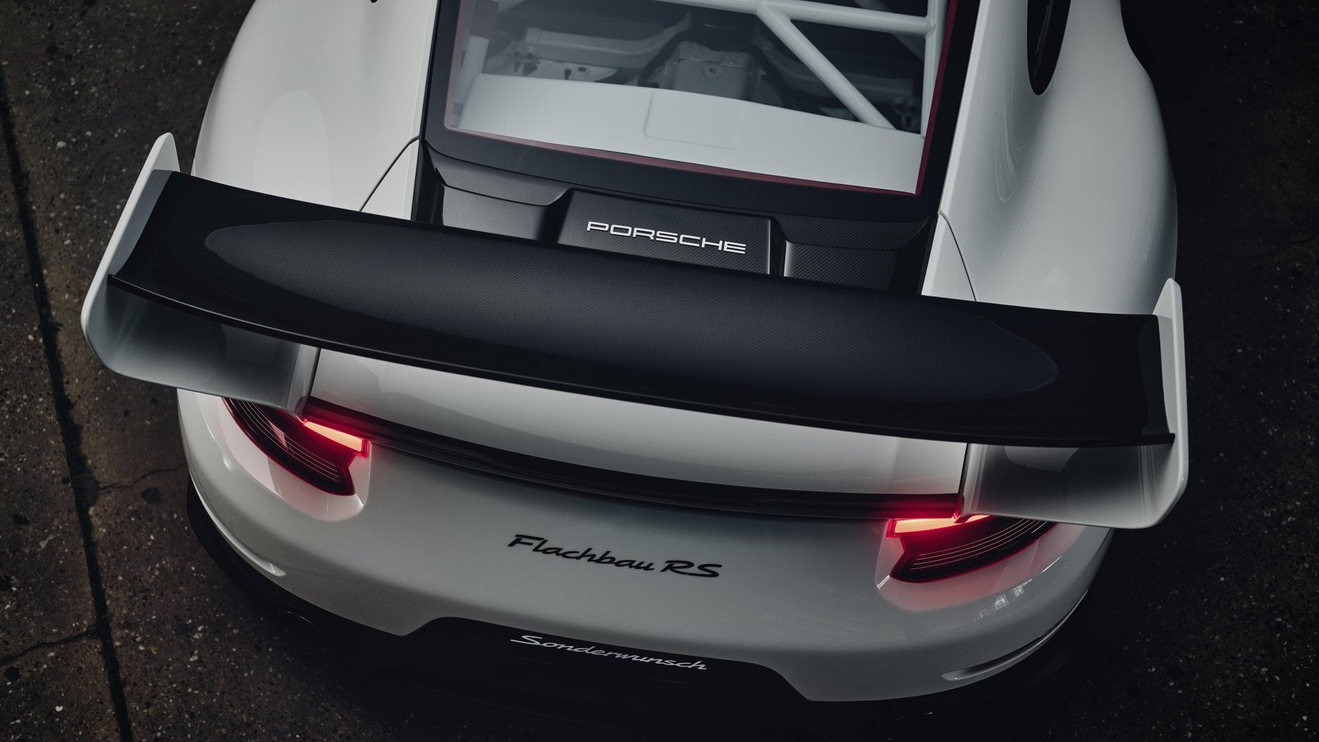 Porsche 911 Flachbau RS skrzydło
