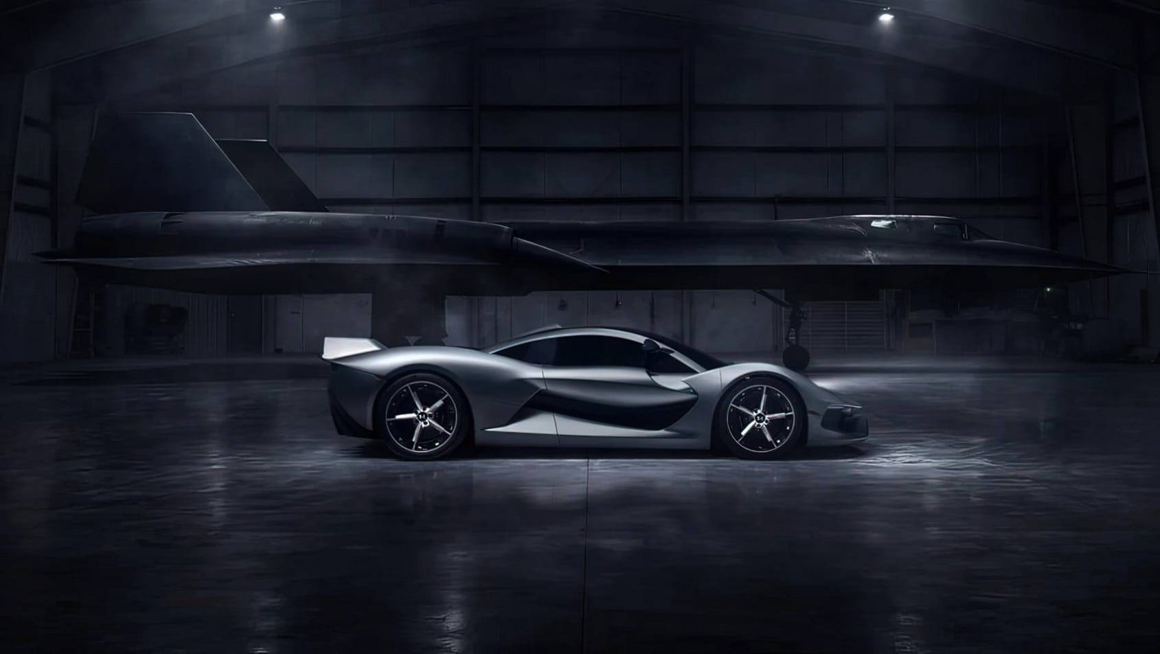 Hennessey Blackbird sylwetka