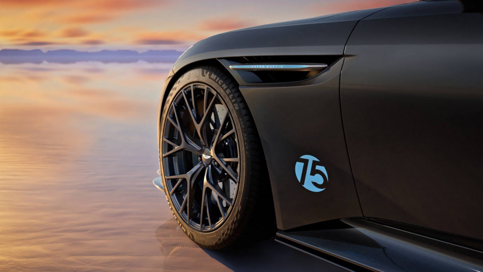 Aston Martin DB12 S VMF detale