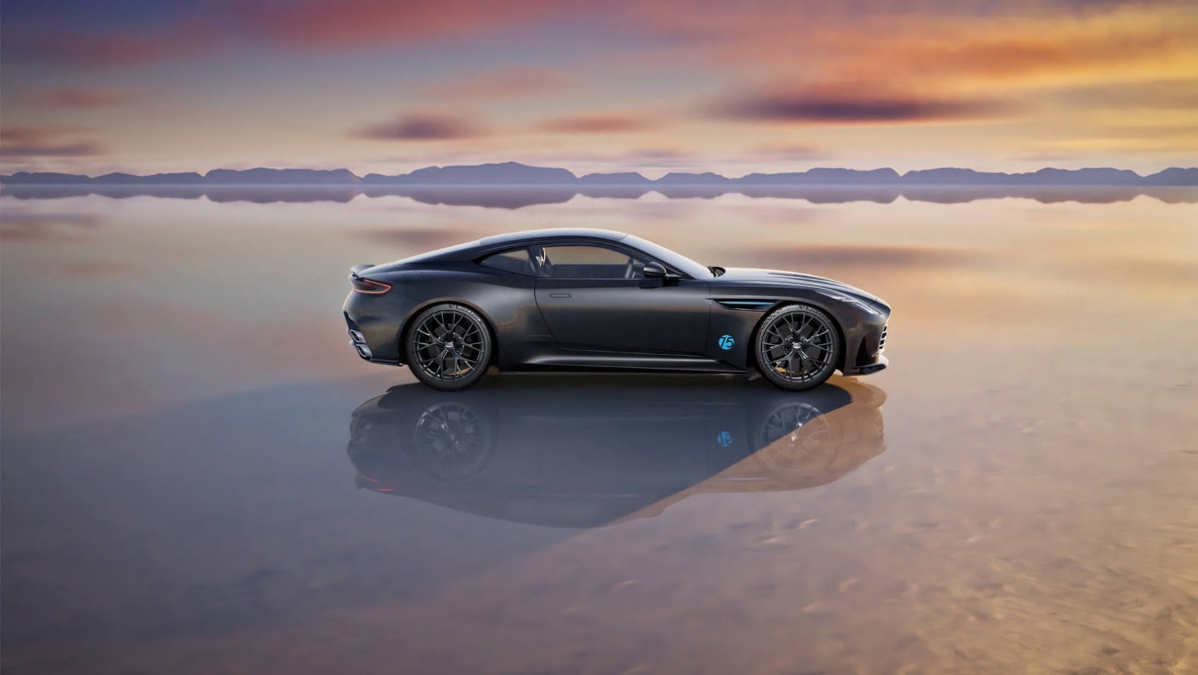 Aston Martin DB12 S historia