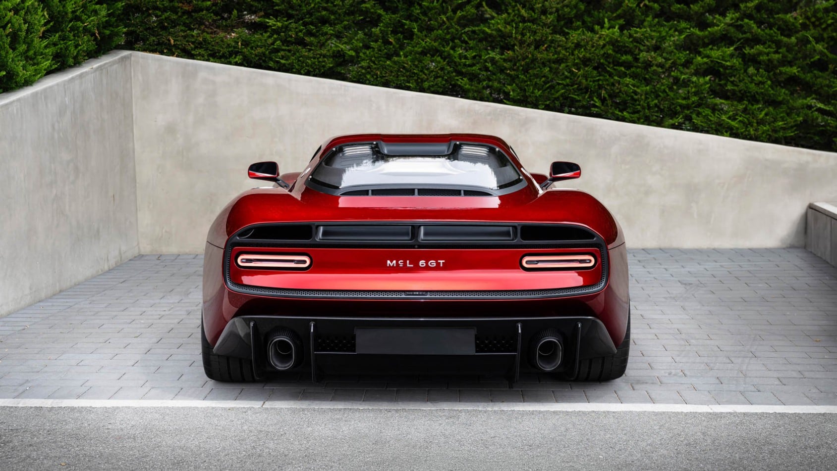 McLaren McL 6GT design tył