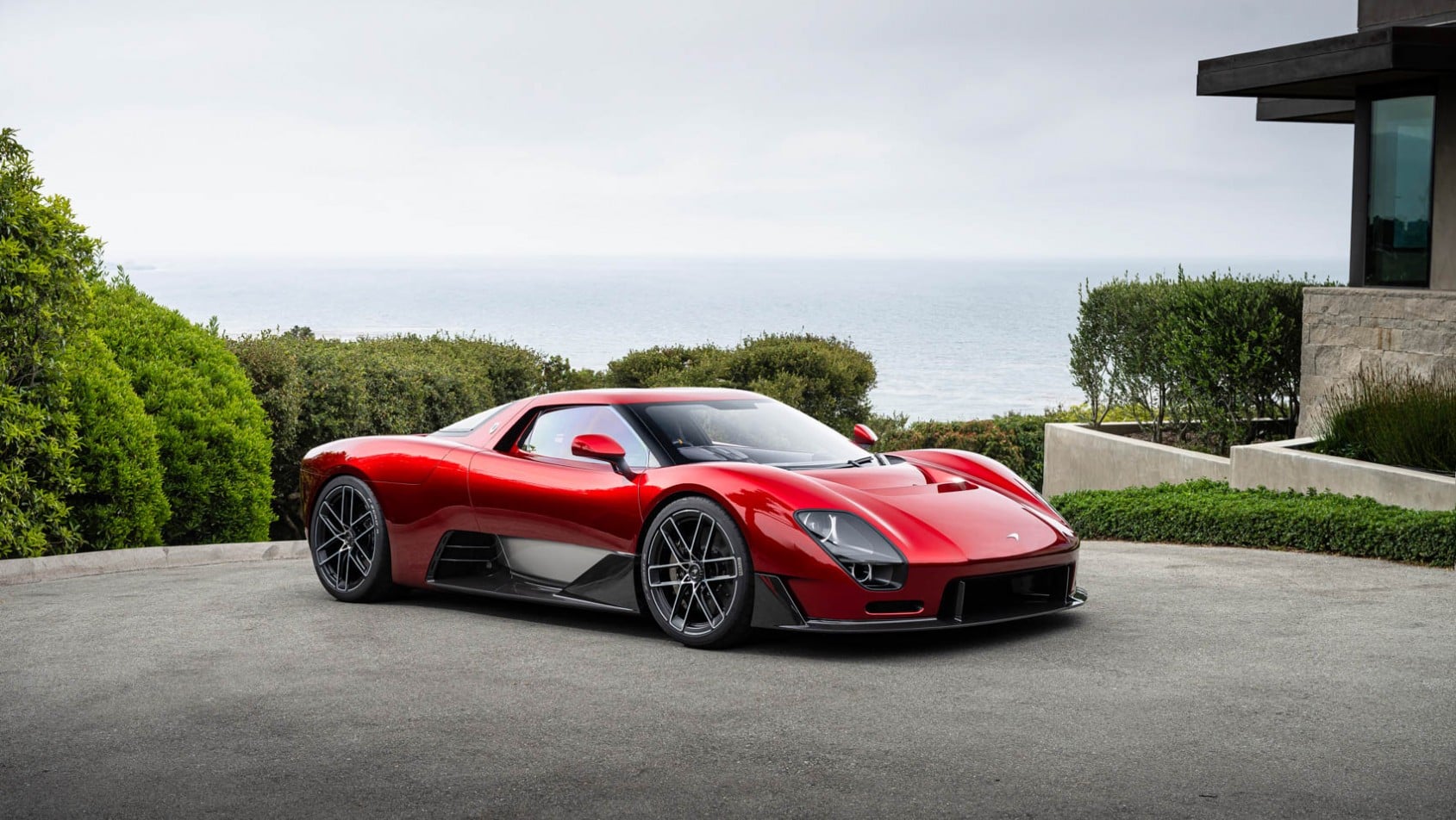 McLaren McL 6GT design przód