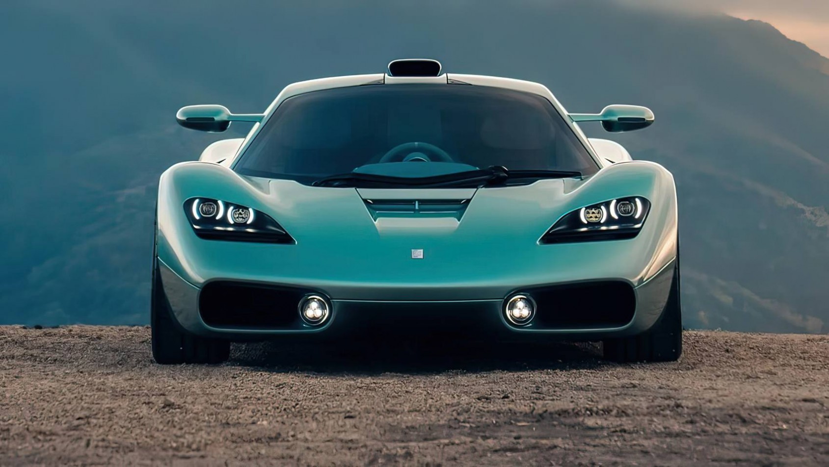 Gordon Murray Automotive S1 przód