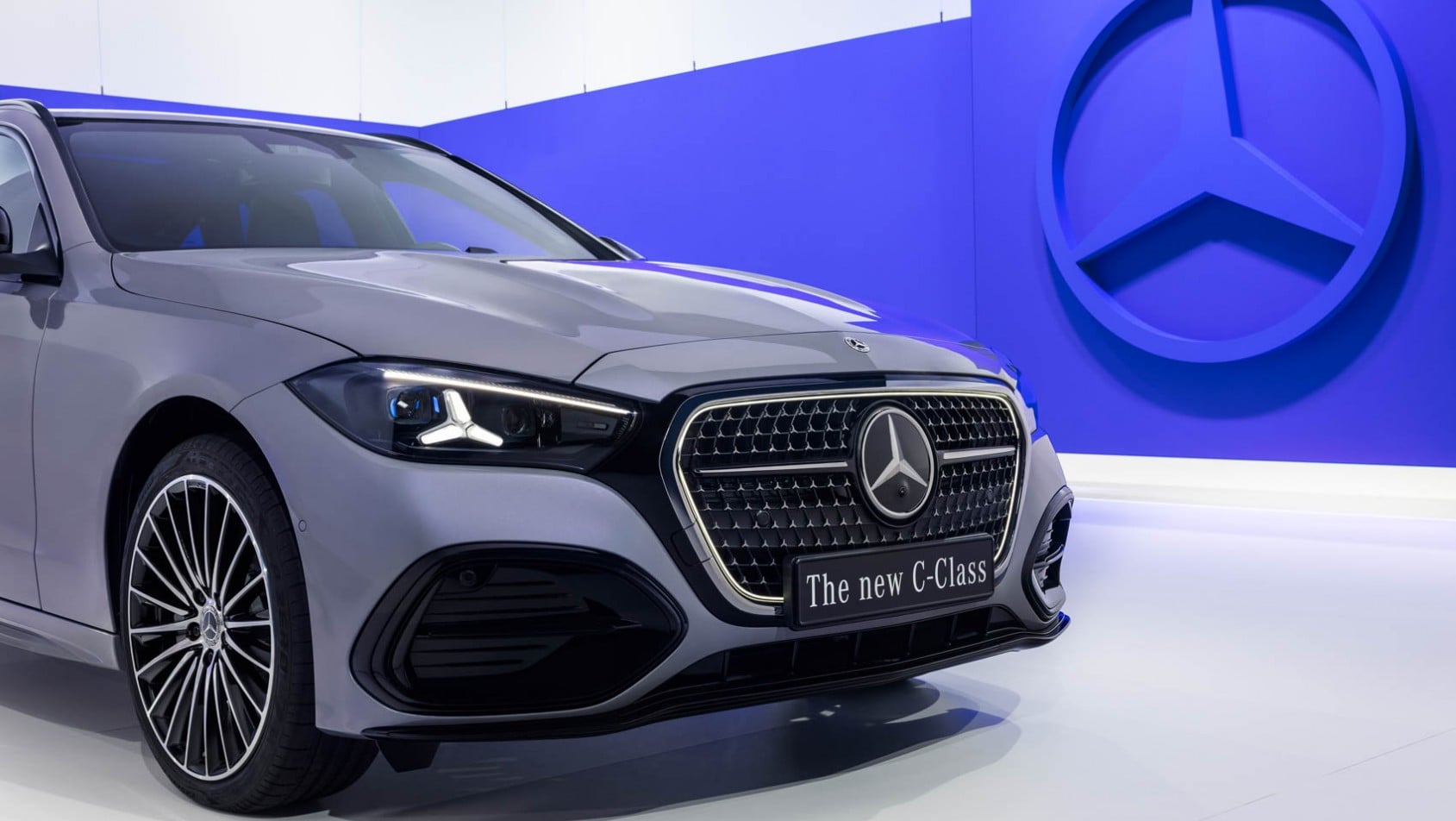 2026 Mercedes-Benz klasa C grill