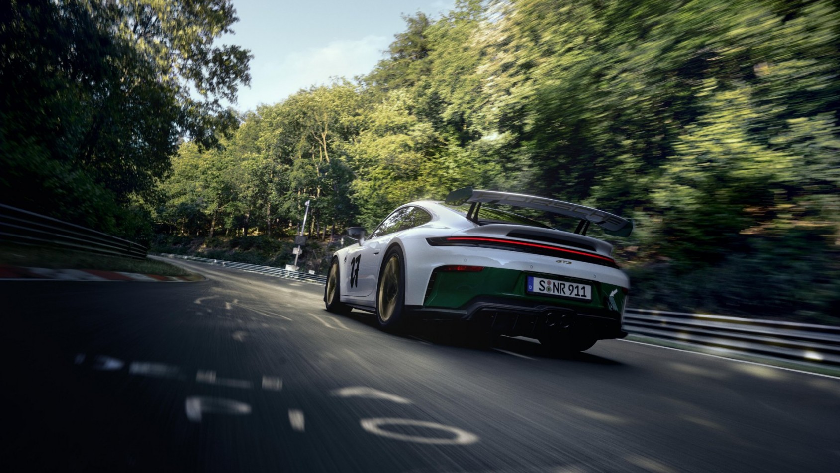 Porsche 911 GT3 nurburgring edition