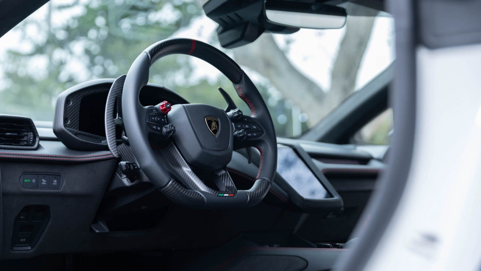 Lamborghini Temerario Tricolore wnętrze