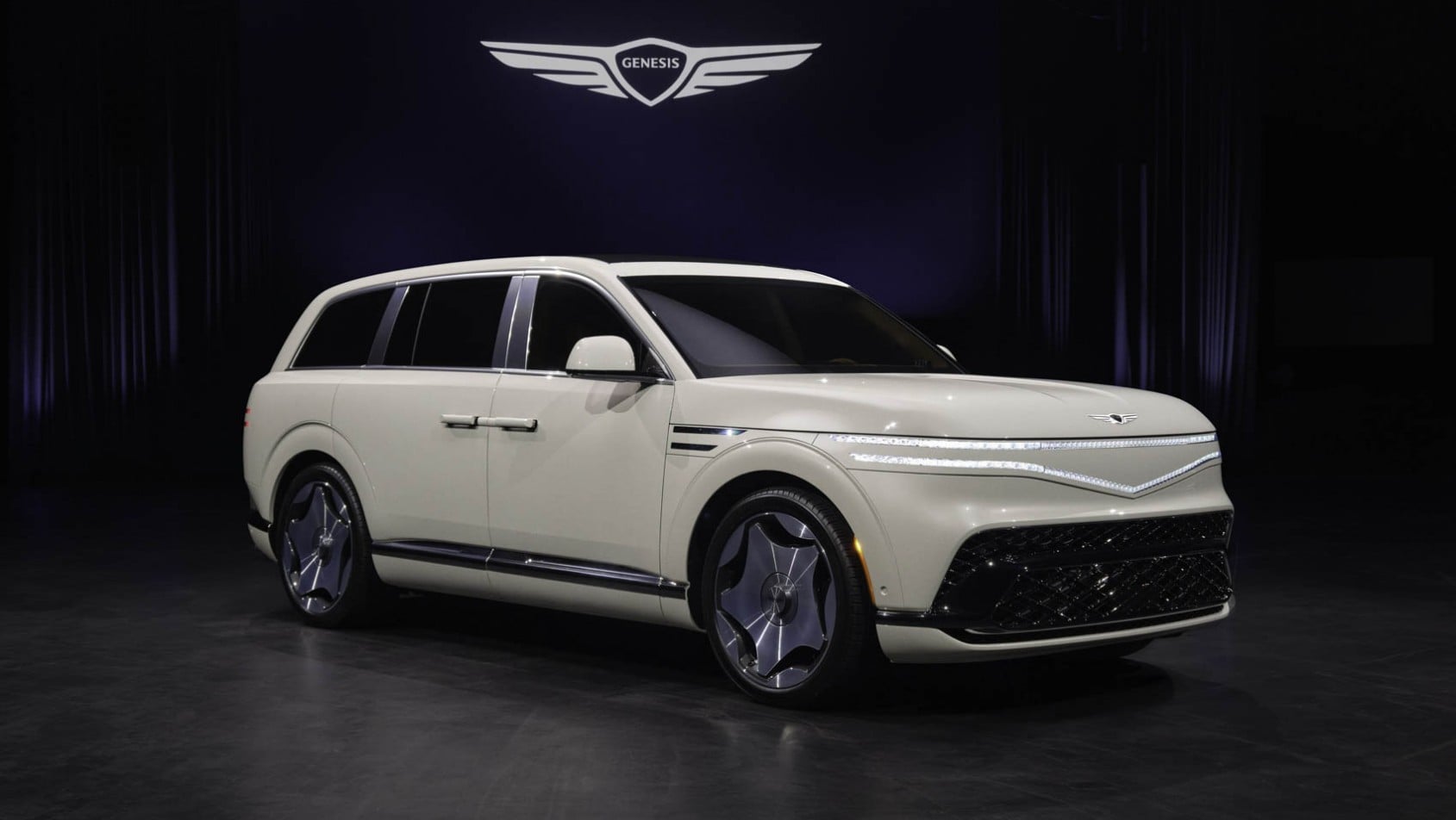 Genesis GV90 design przód