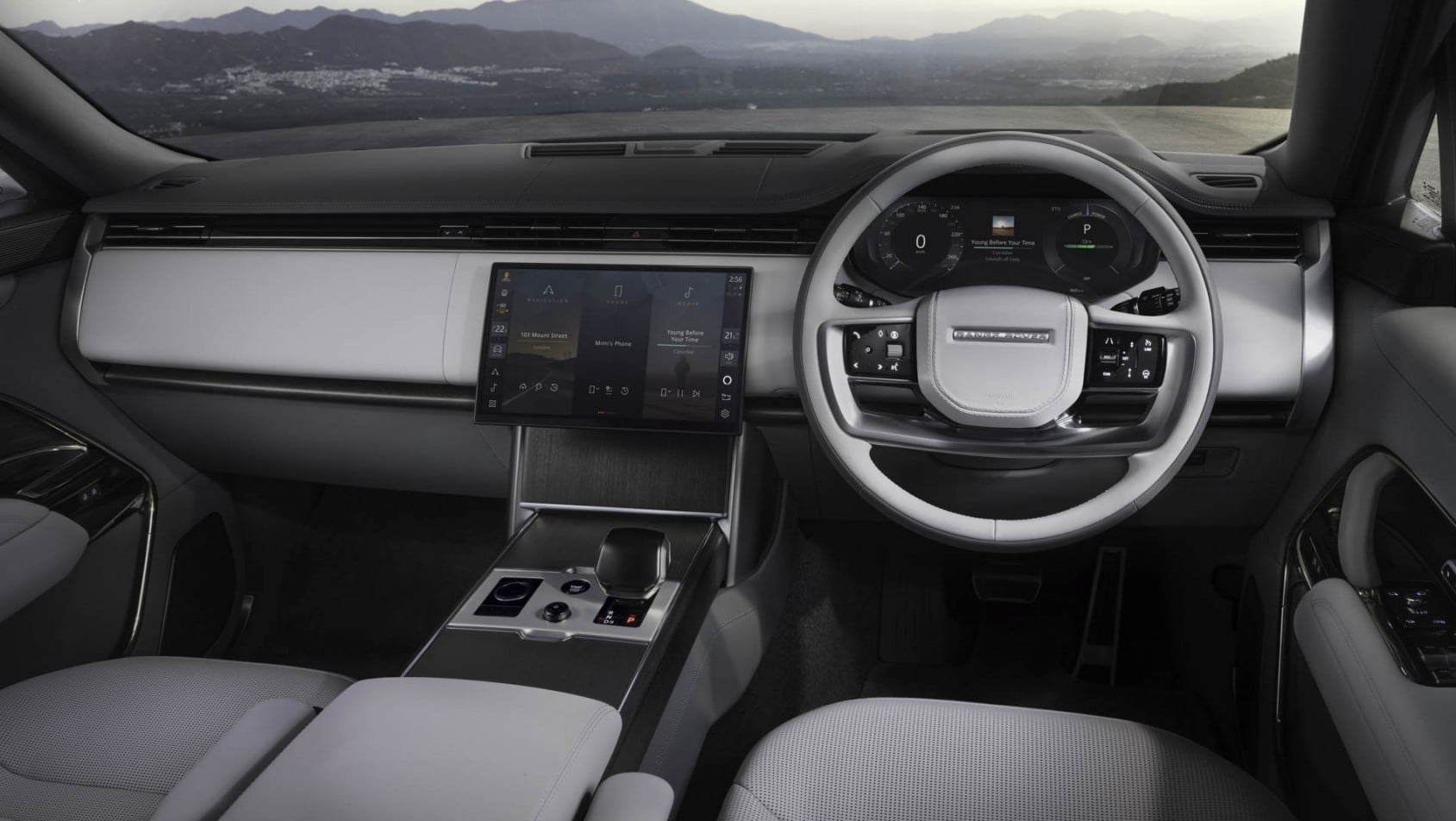 RANGE ROVER ELECTRIC wnętrze