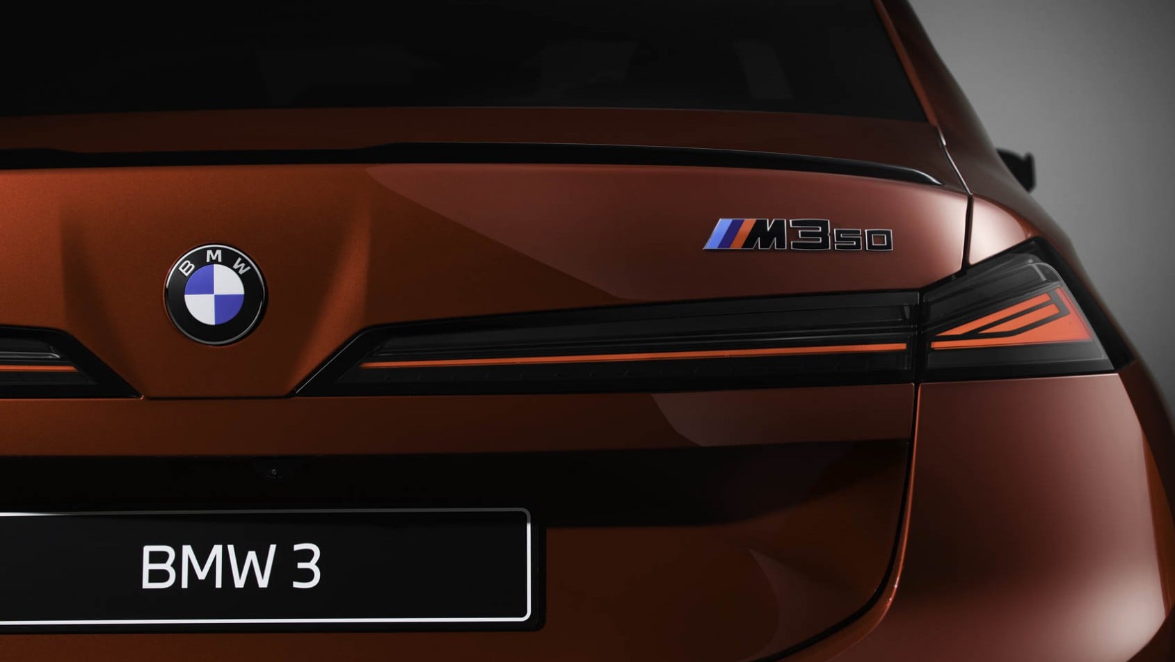 2026 BMW M350 logo