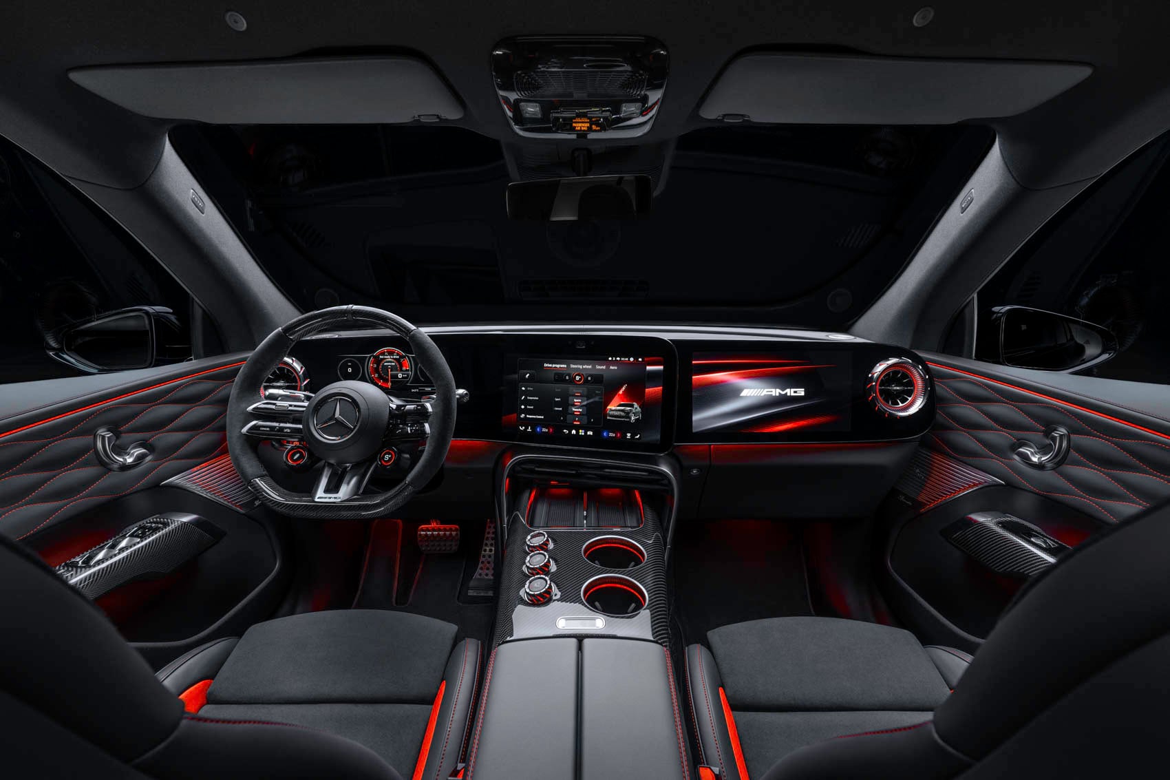 Mercedes-AMG GT SUV wnętrze