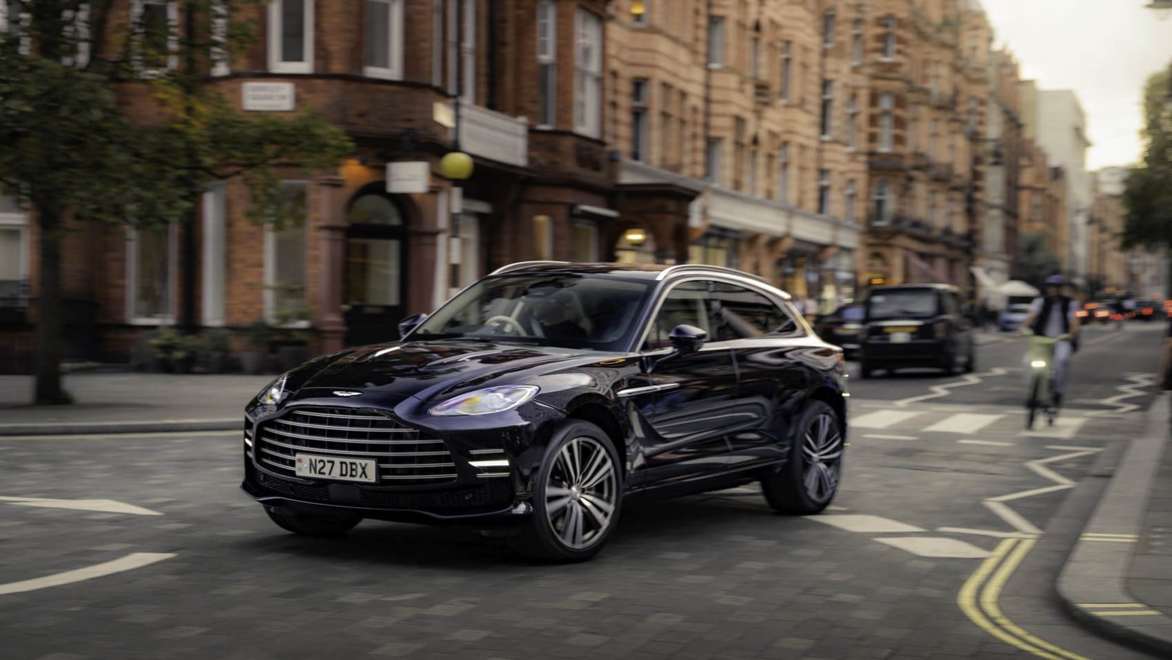Aston Martin DBX GT dodatki