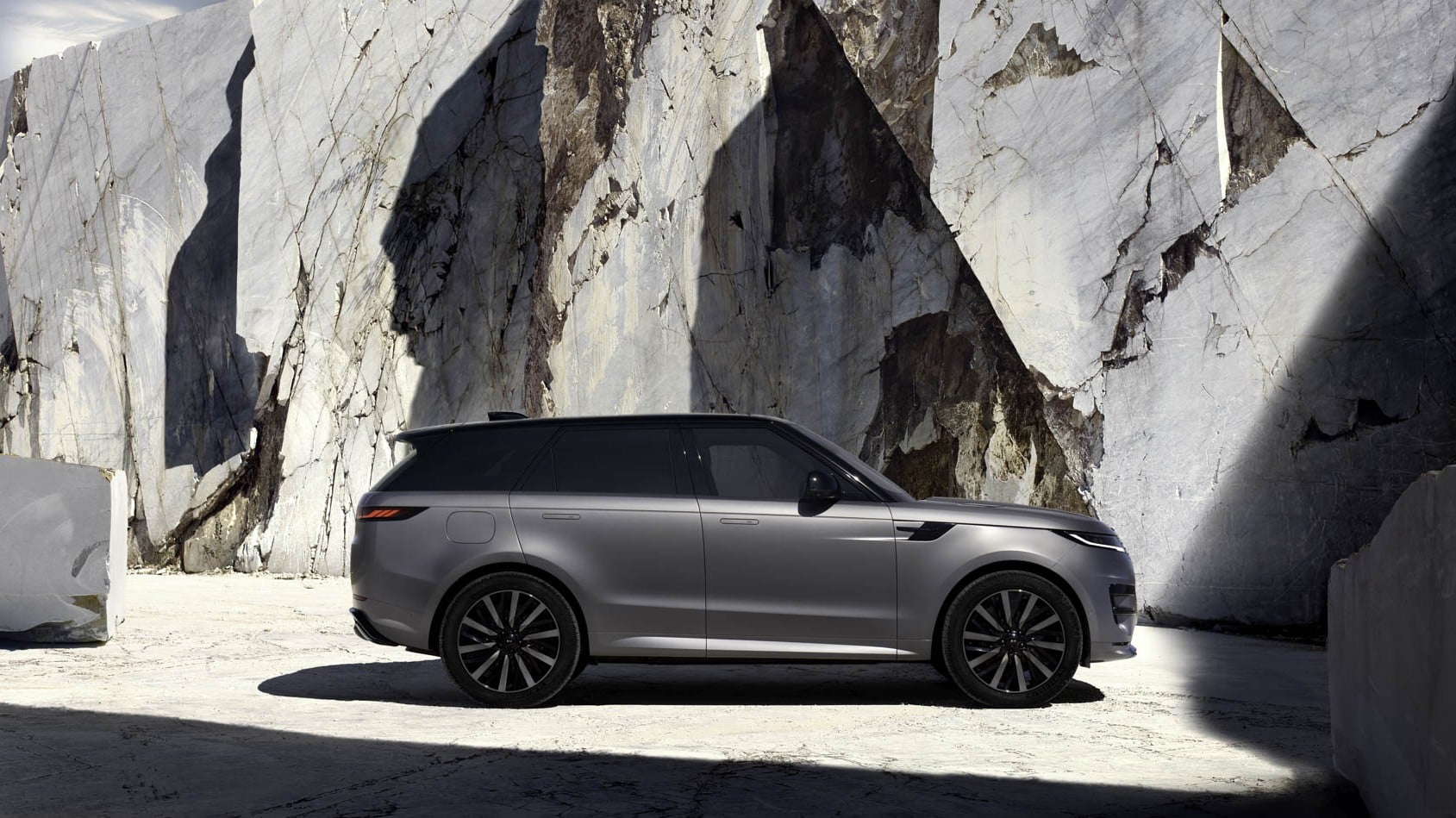 Range Rover Sport Electric profil