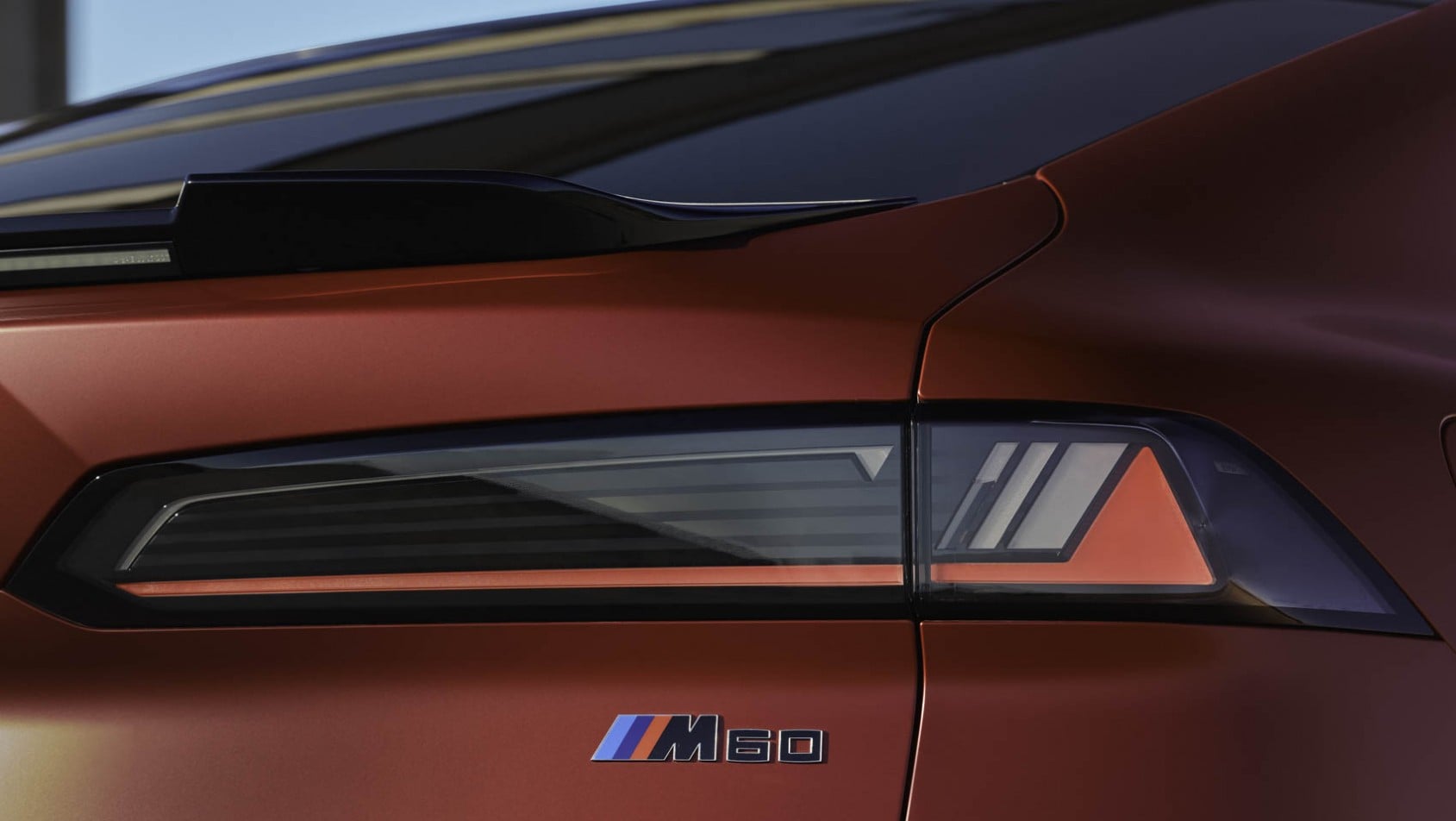 BMW iX4 detal