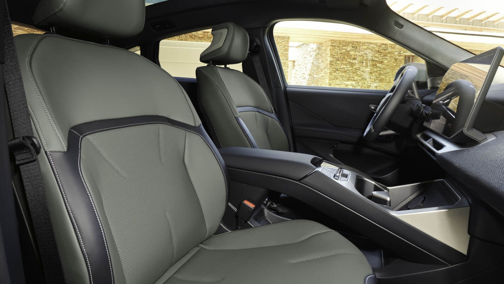 BMW iX4 fotele