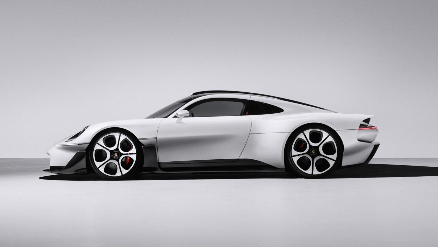 Porsche Mission S sylwetka