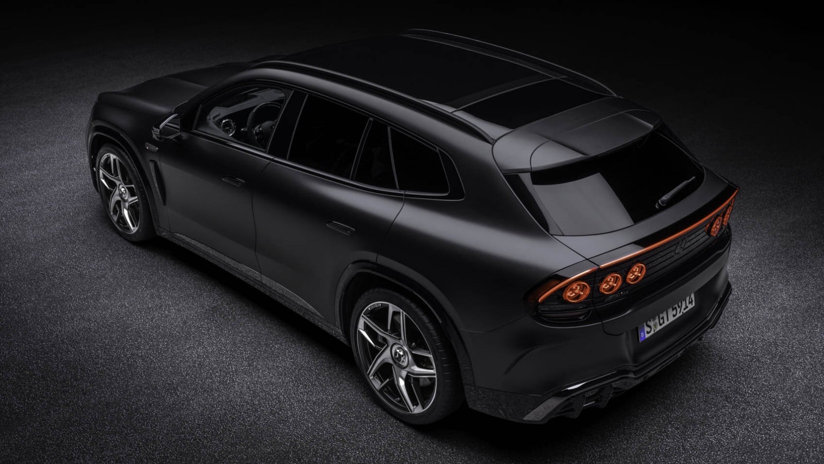 Mercedes-AMG GT SUV design tył