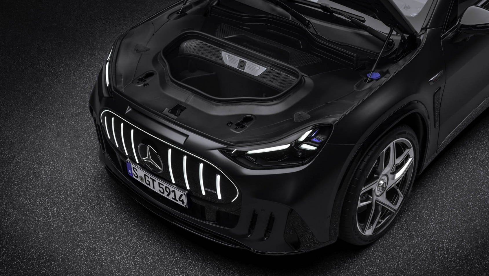 Mercedes-AMG GT SUV frunk
