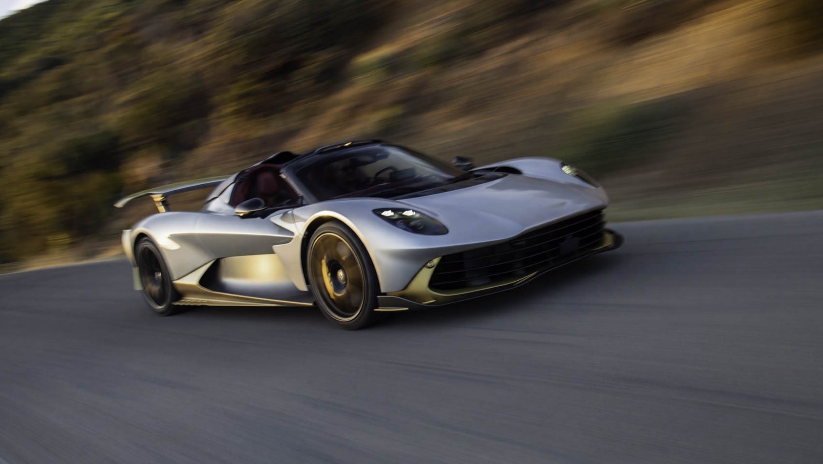 Aston Martin Valhalla Spider premiera