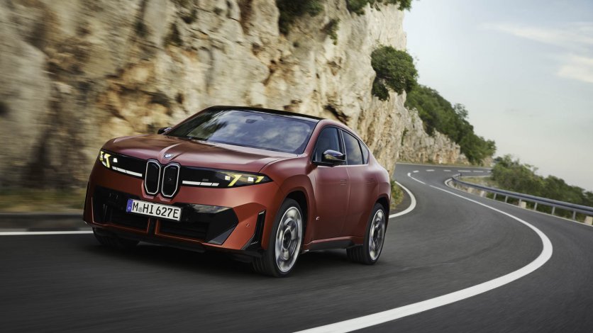 BMW iX4 coupe