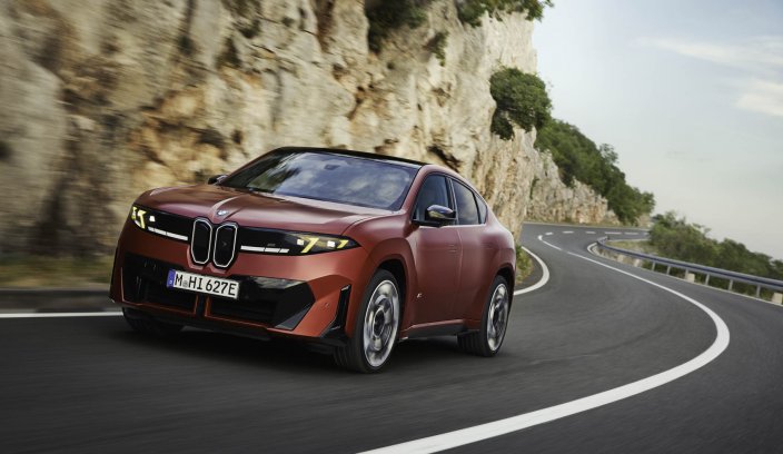 BMW iX4 coupe